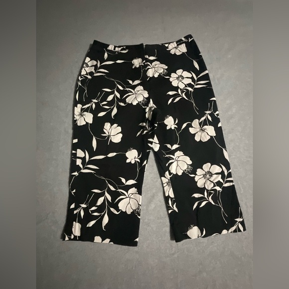 Style & Co. Collection Pants - Style & Co. Floral Wide Leg Culotte Pants Size 14 Black White Botanical Crop